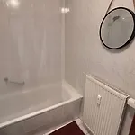Modernedg-wohnung Mit Homeoffice דירה פולסניץ