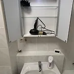 Modernedg-wohnung Mit Homeoffice
