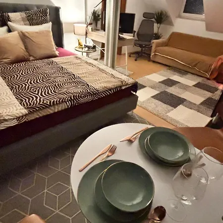 Apartment Modernedg-wohnung Mit Homeoffice Pulsnitz