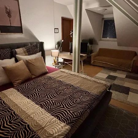 Apartment Modernedg-wohnung Mit Homeoffice Pulsnitz